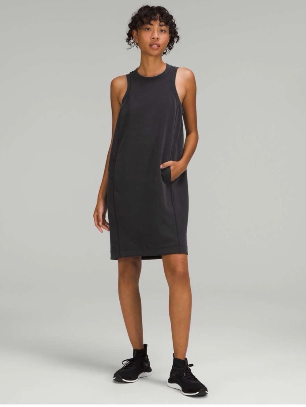 Lululemon Softstreme Back In Action Dress
Black Size 10